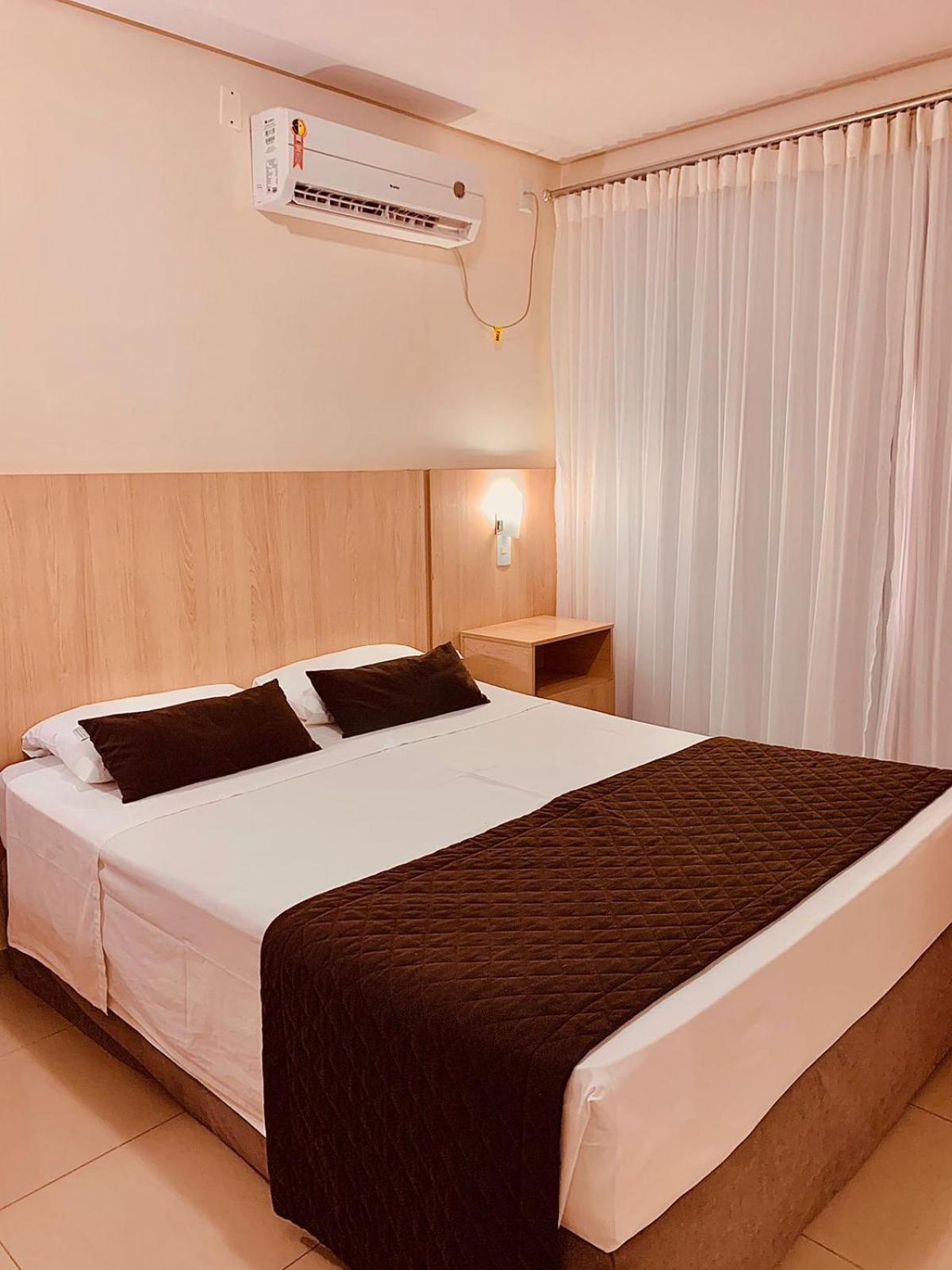 Victoria Plaza Hotel Палмас Экстерьер фото