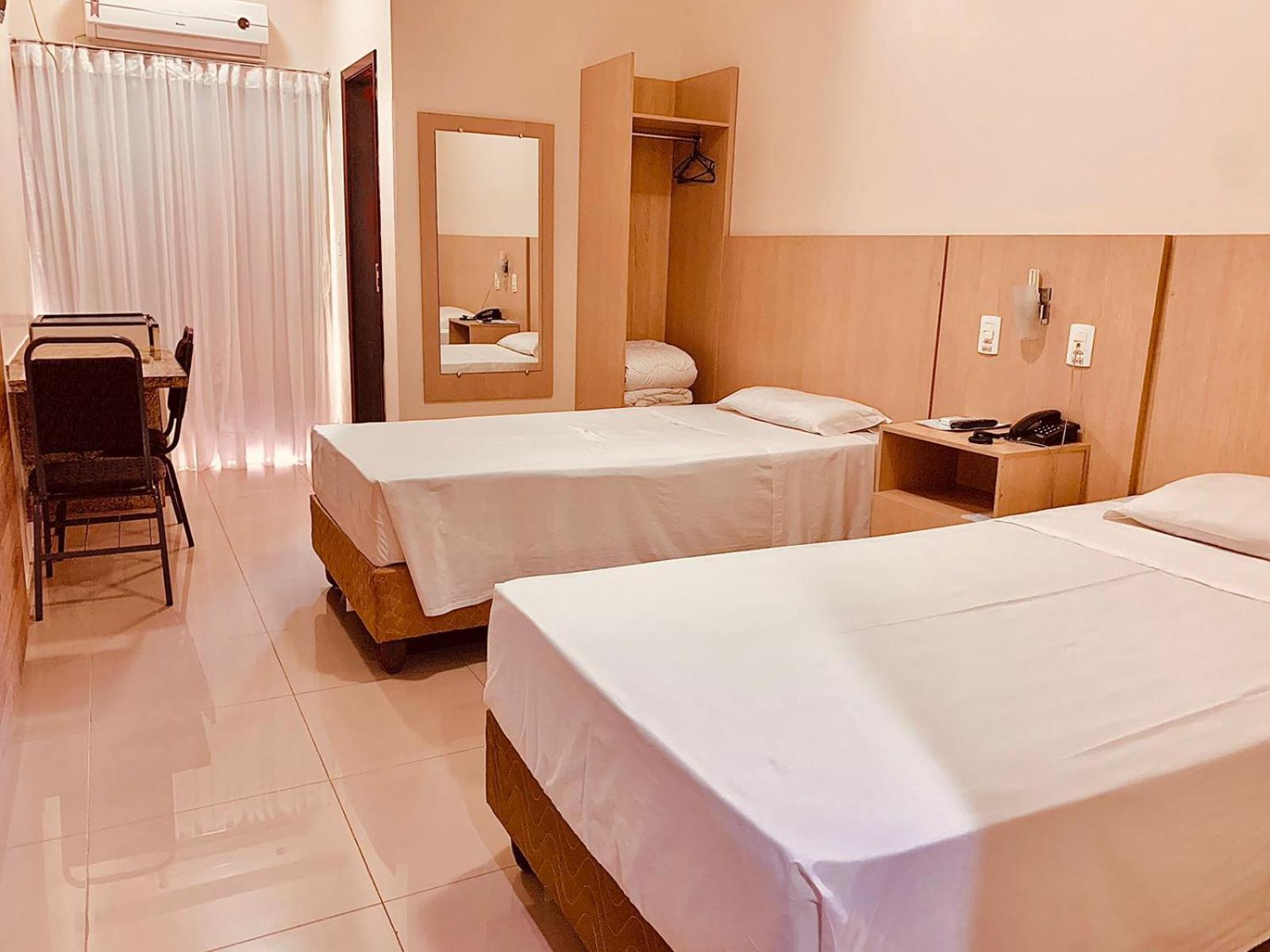 Victoria Plaza Hotel Палмас Экстерьер фото
